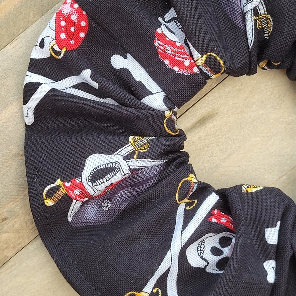 Scrunchie - Picture 2 of 2